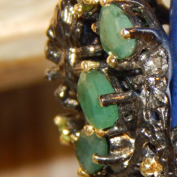 Dramatic Emerald & Peridot Ring - Picture 9 of 14